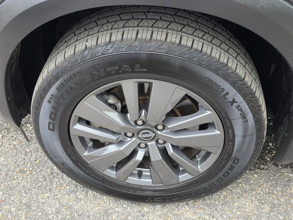 Used 2024 Nissan Pathfinder SV FWD image 36