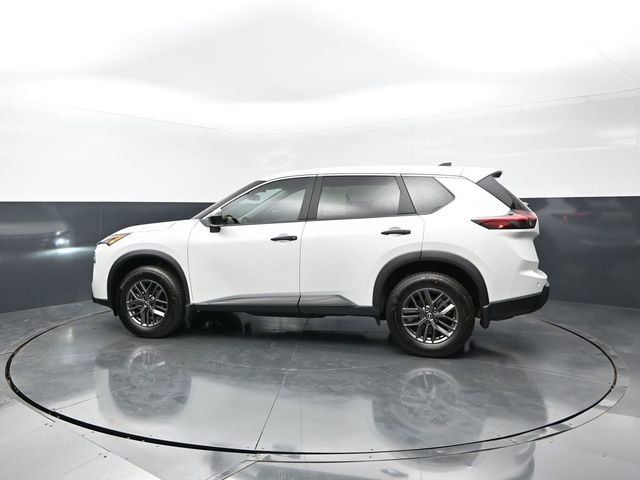 Used 2025 Nissan Rogue S FWD image 6