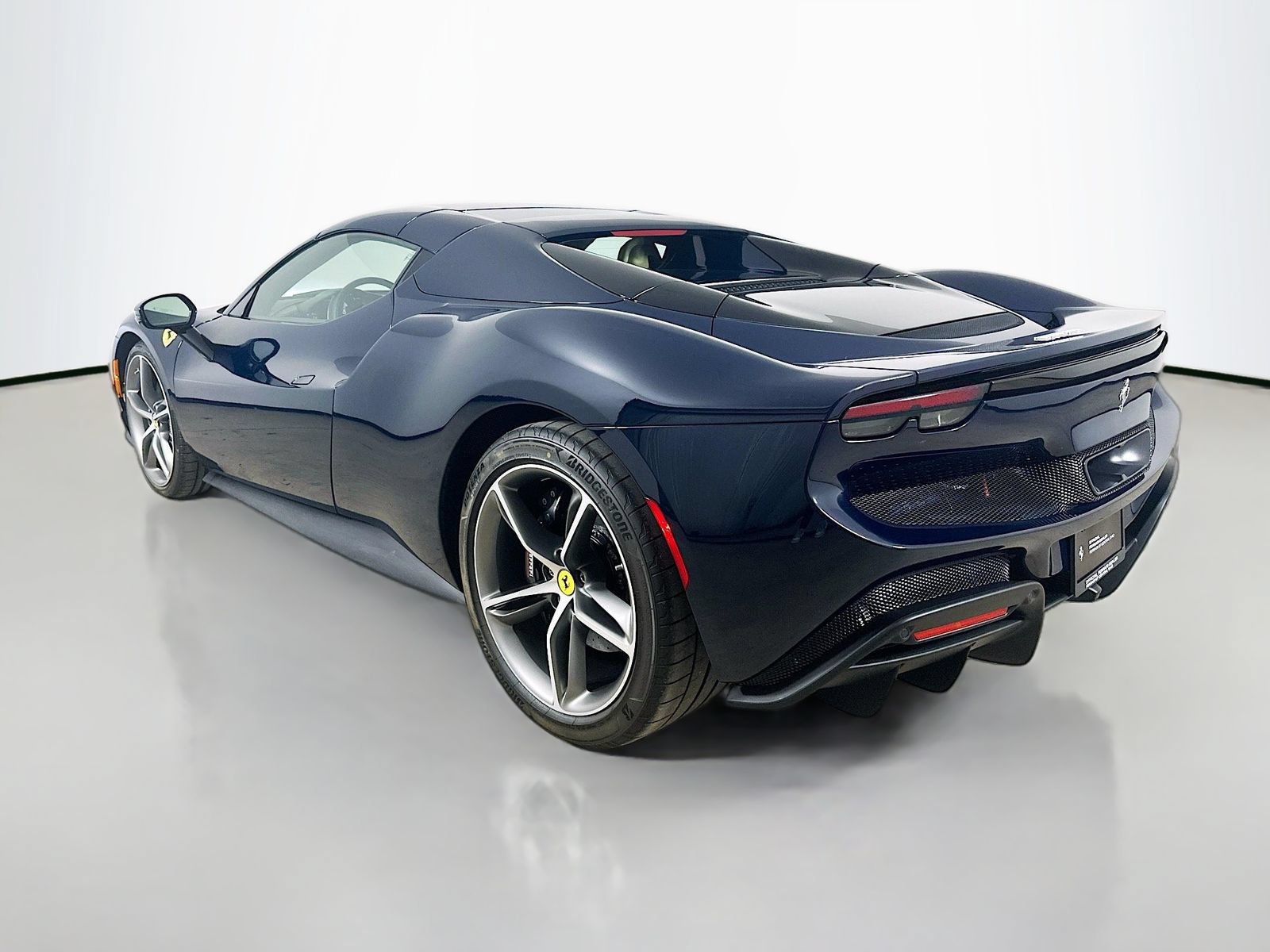 Used 2025 Ferrari 296 GTS RWD image 7