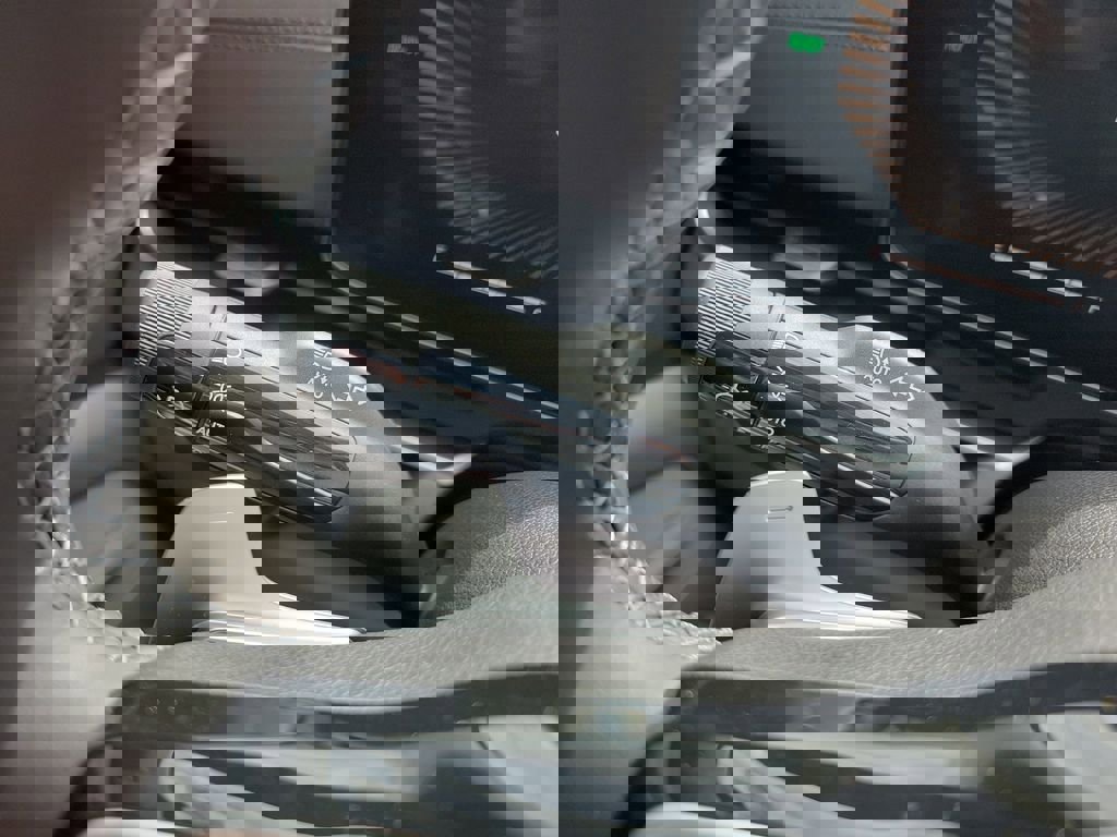 New 2026 Kia Carnival EX FWD image 29