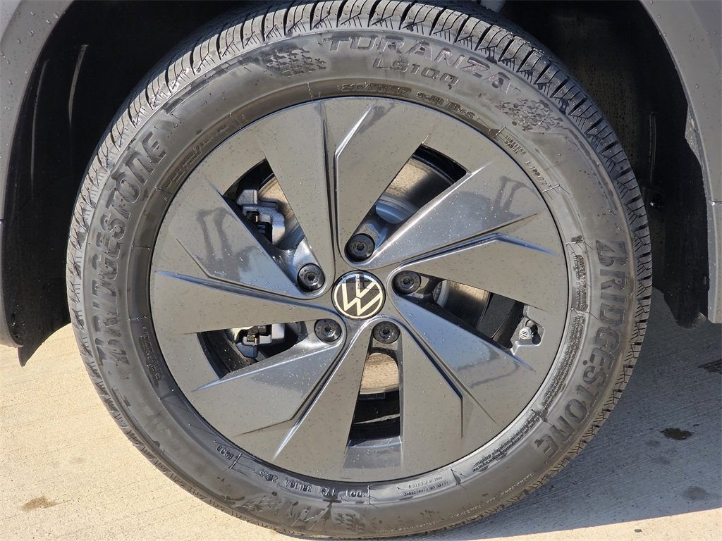 New 2025 Volkswagen Taos S image 8
