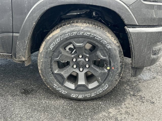 New 2026 RAM 1500 4x4 Crew Cab image 14