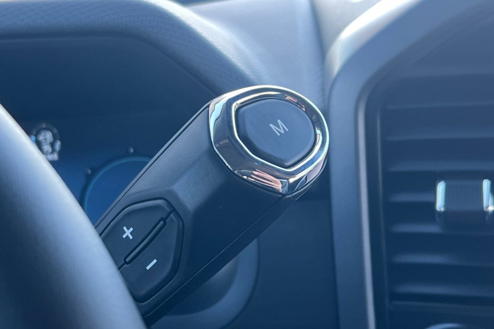 Used 2025 Ford F150 XLT w/ Equipment Group 302A MID image 20