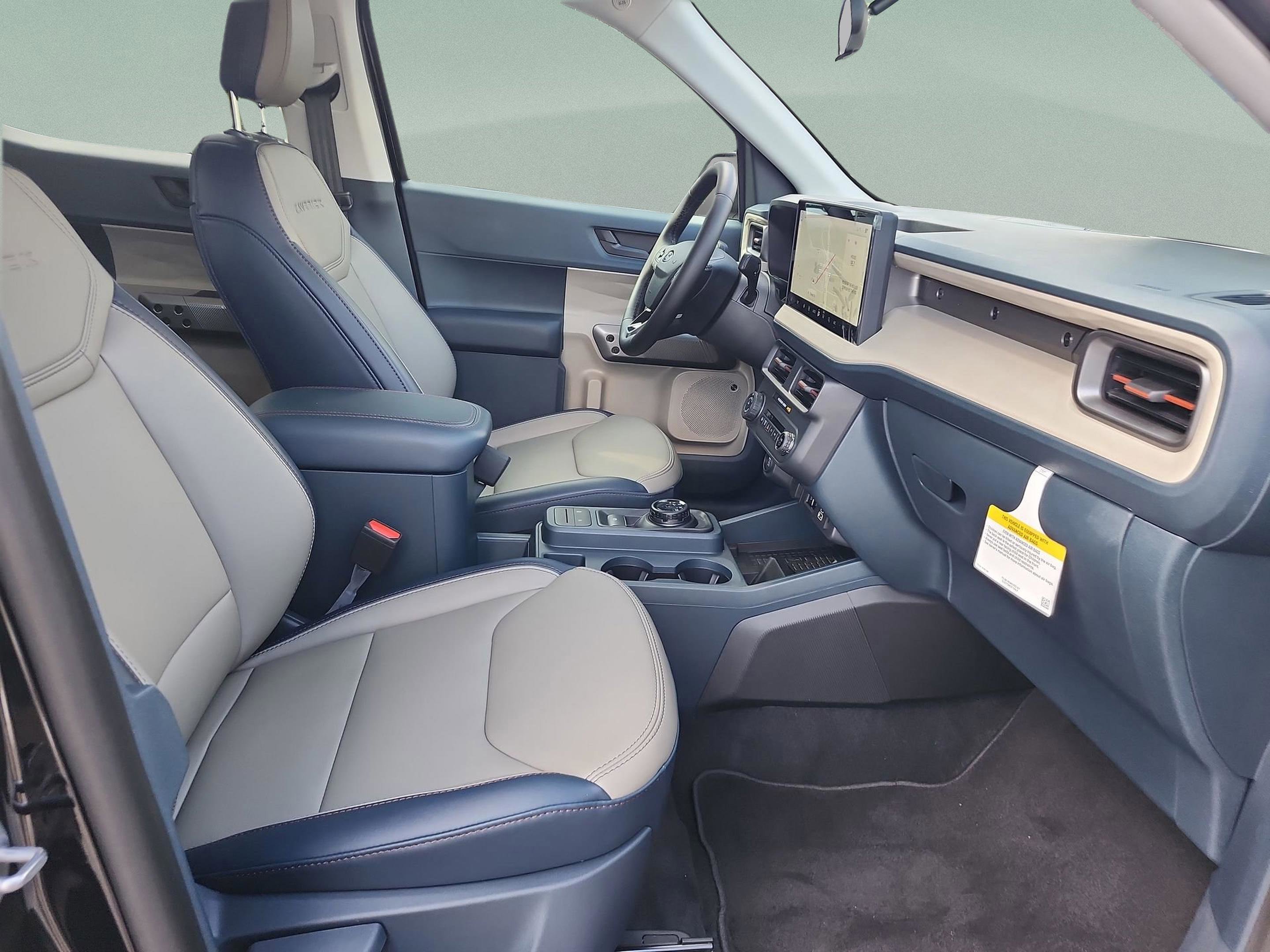 New 2025 Ford Maverick Lariat image 18