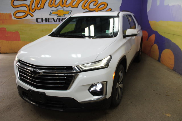 Used 2023 Chevrolet Traverse LT AWD/4WD image 4