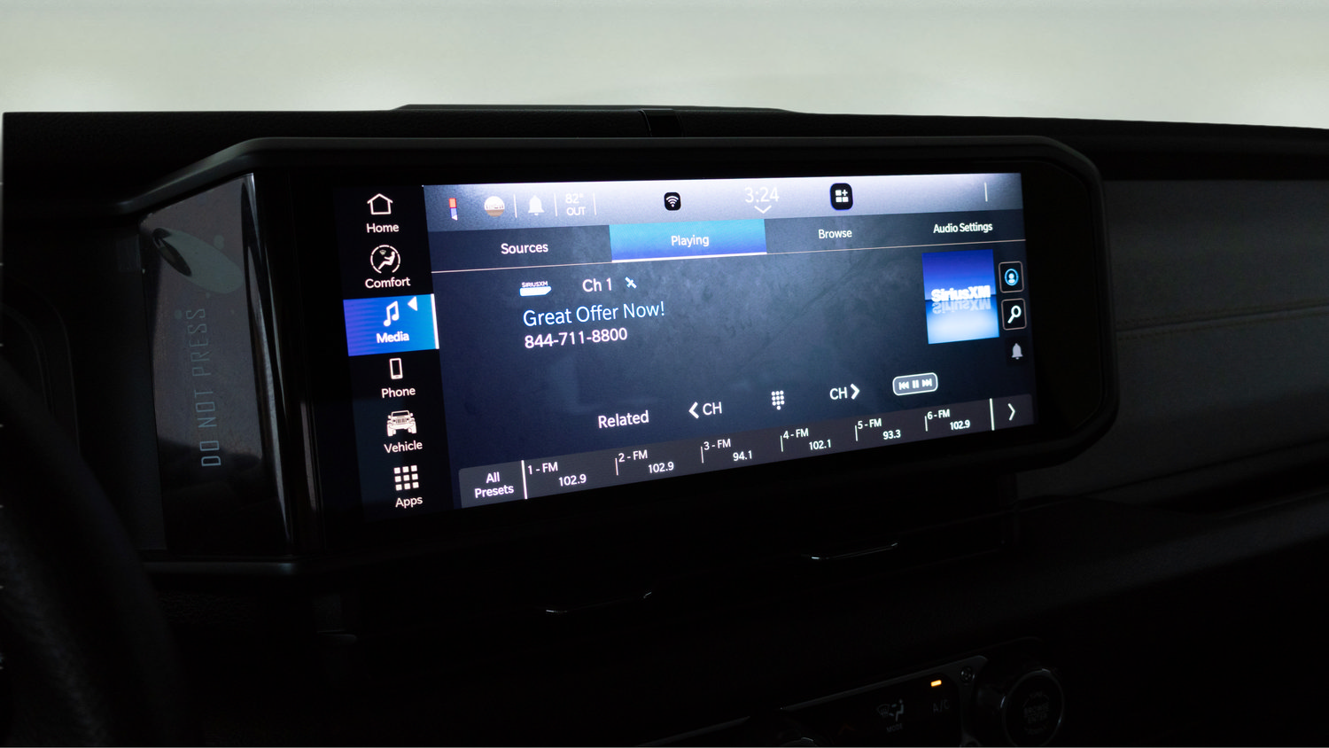 Used 2024 Jeep Wrangler Sport AWD/4WD image 15