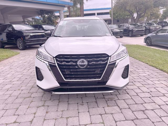 Used 2024 Nissan Kicks S FWD image 15