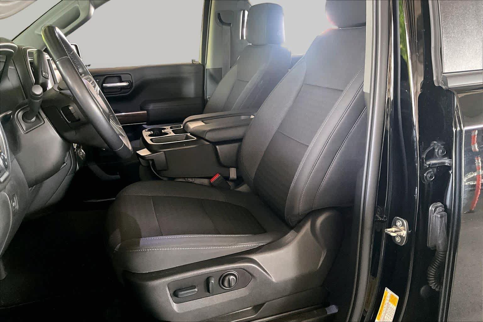 Used 2022 Chevrolet Silverado 1500 RST RWD image 7