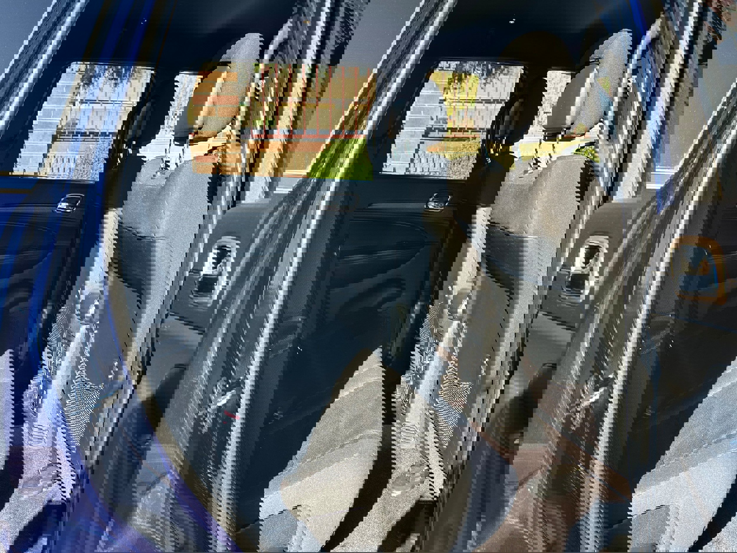 Used 2017 Jeep Grand Cherokee Laredo w/ Quick Order Package 23E image 12