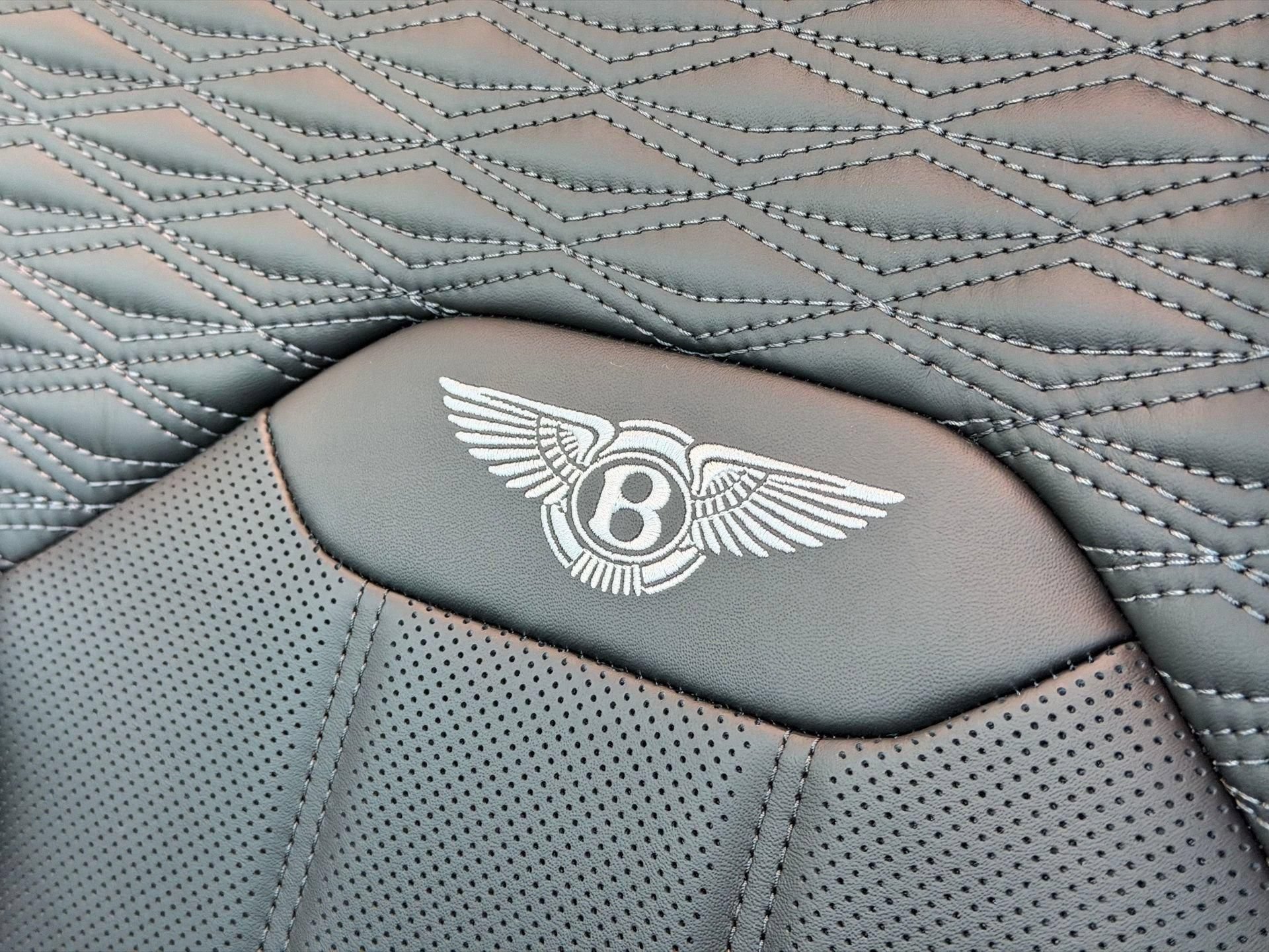 New 2026 Bentley Bentayga Speed AWD/4WD image 24