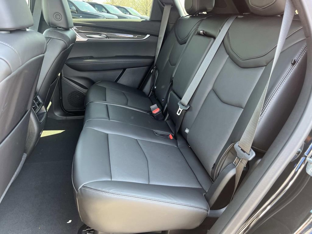 New 2026 Cadillac XT5 Sportv w/ LPO, Onyx Lite Package AWD/4WD image 19