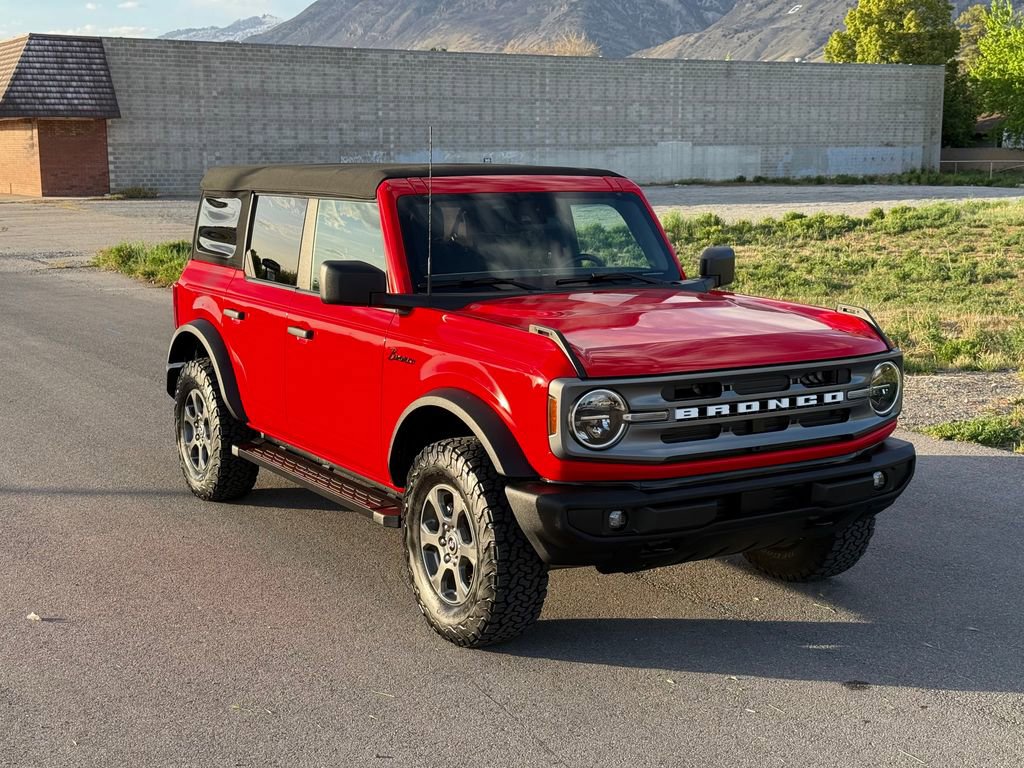 Used 2021 Ford Bronco Big Bend image 2