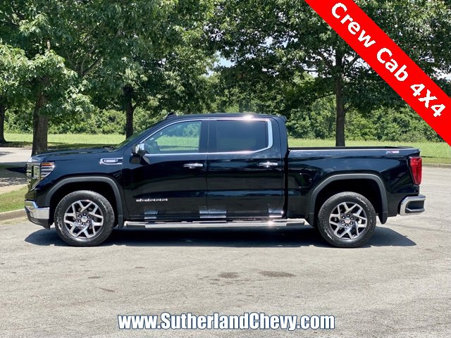Used 2022 GMC Sierra 1500 SLT w/ SLT Premium Plus Package image 4