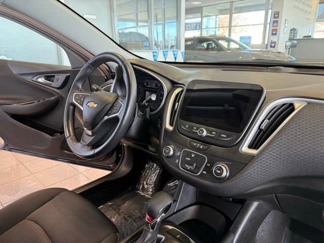 Used 2022 Chevrolet Malibu RS image 26