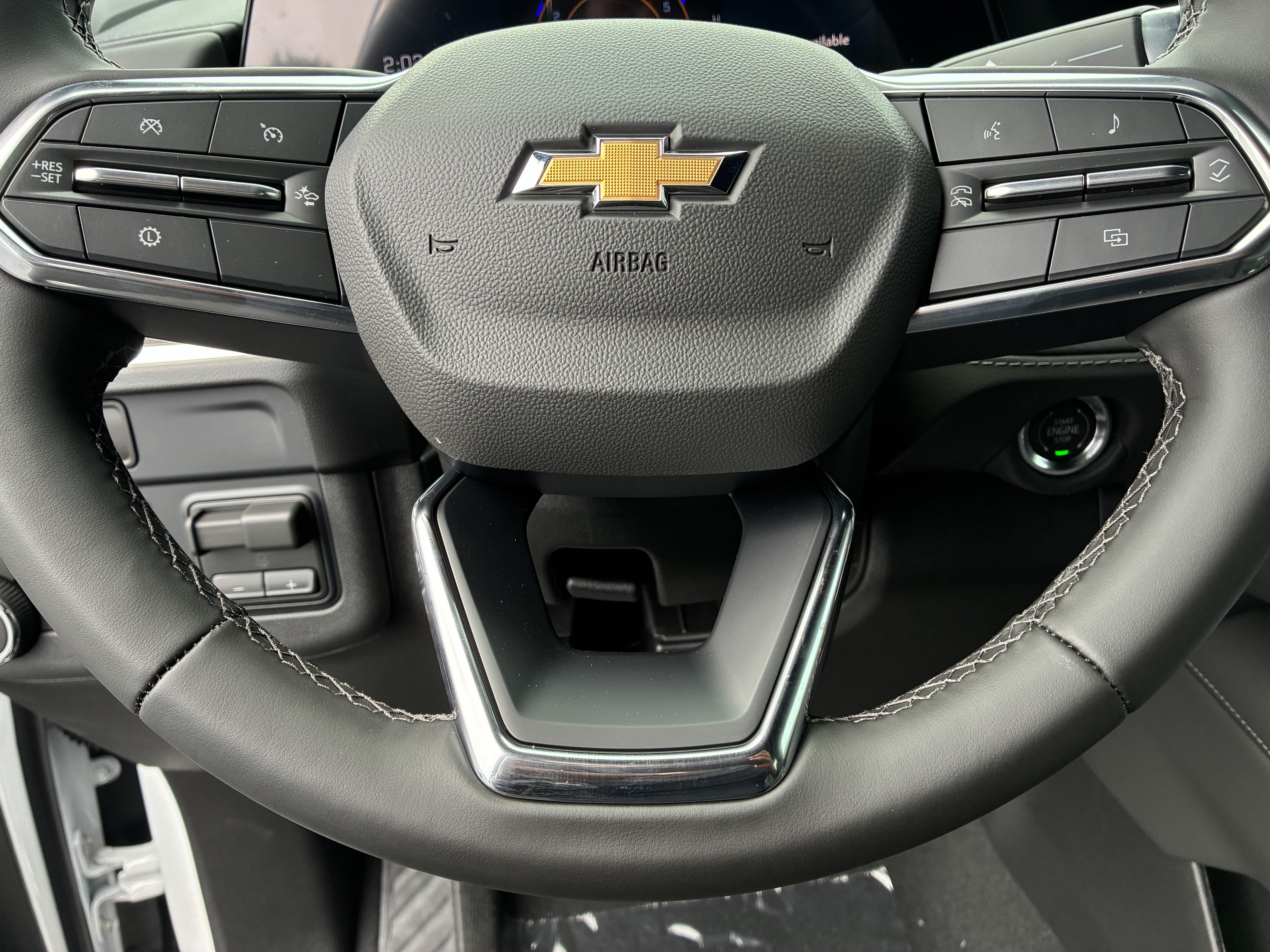 New 2026 Chevrolet Suburban LS w/ Max Trailering Package RWD image 27