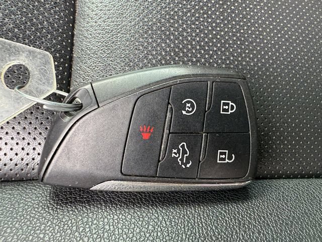 Used 2025 GMC Sierra 1500 SLT AWD/4WD image 24