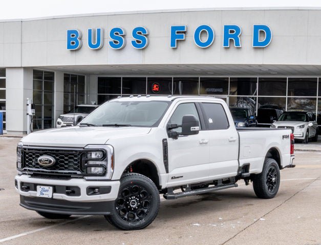 New 2026 Ford F250 Lariat w/ Black Appearance Package