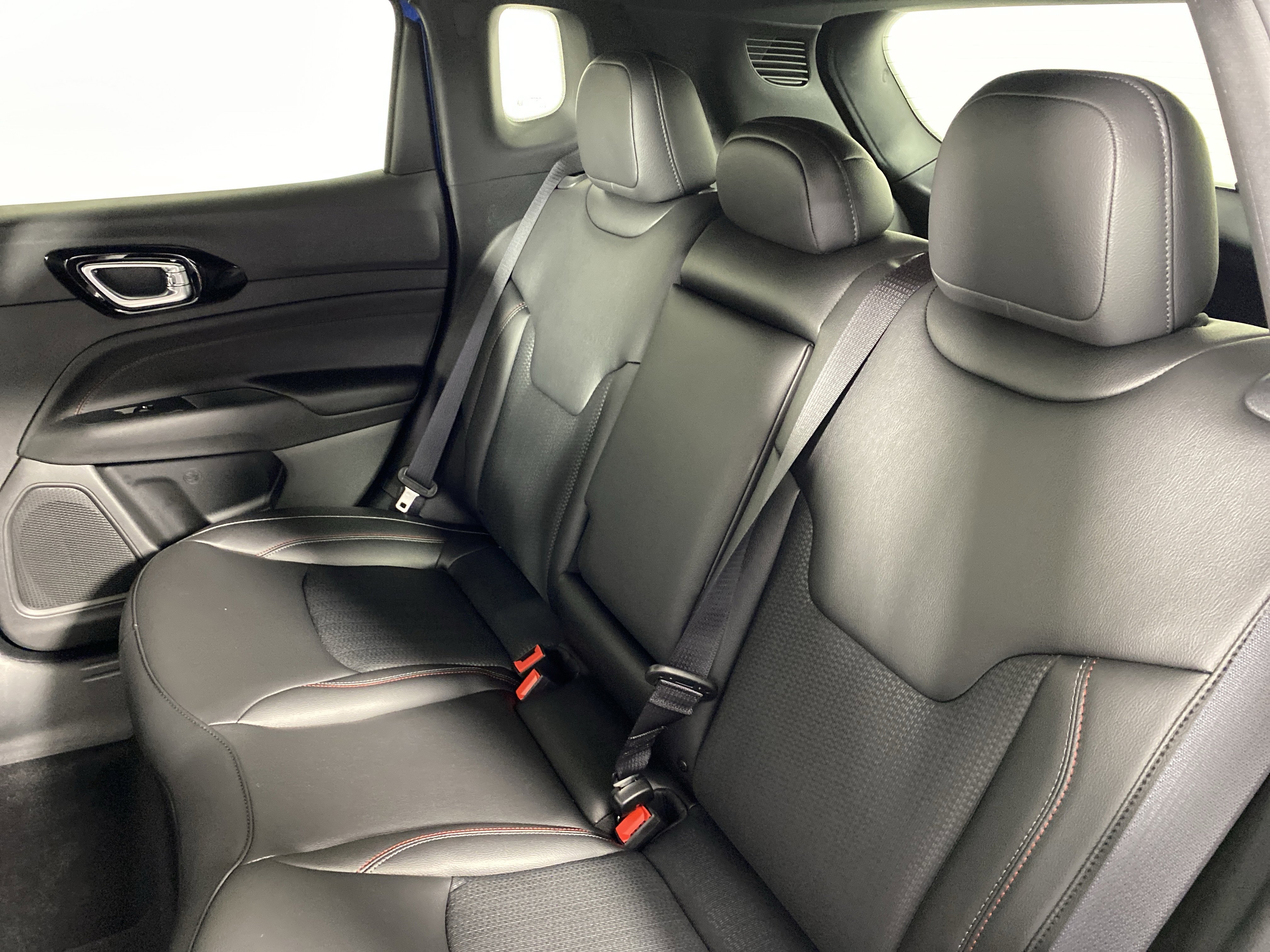 New 2026 Jeep Compass Trailhawk image 28