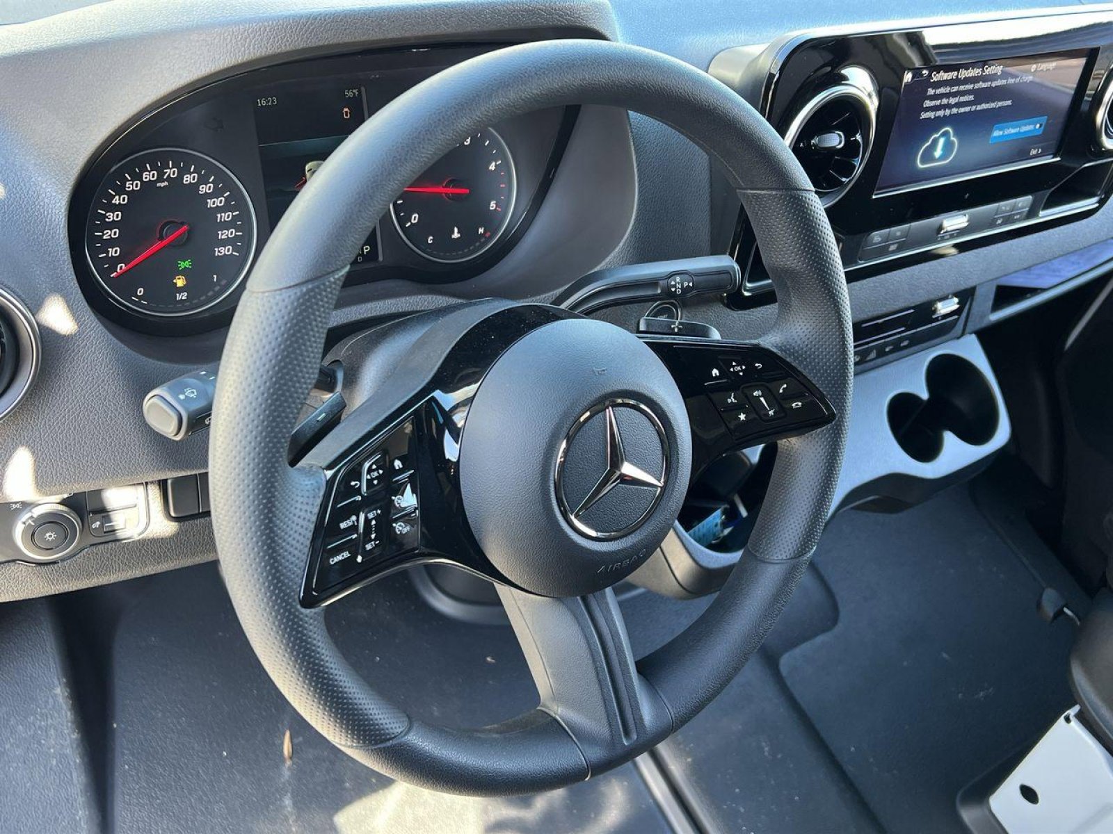 New 2025 Mercedes-Benz Sprinter 2500 image 14