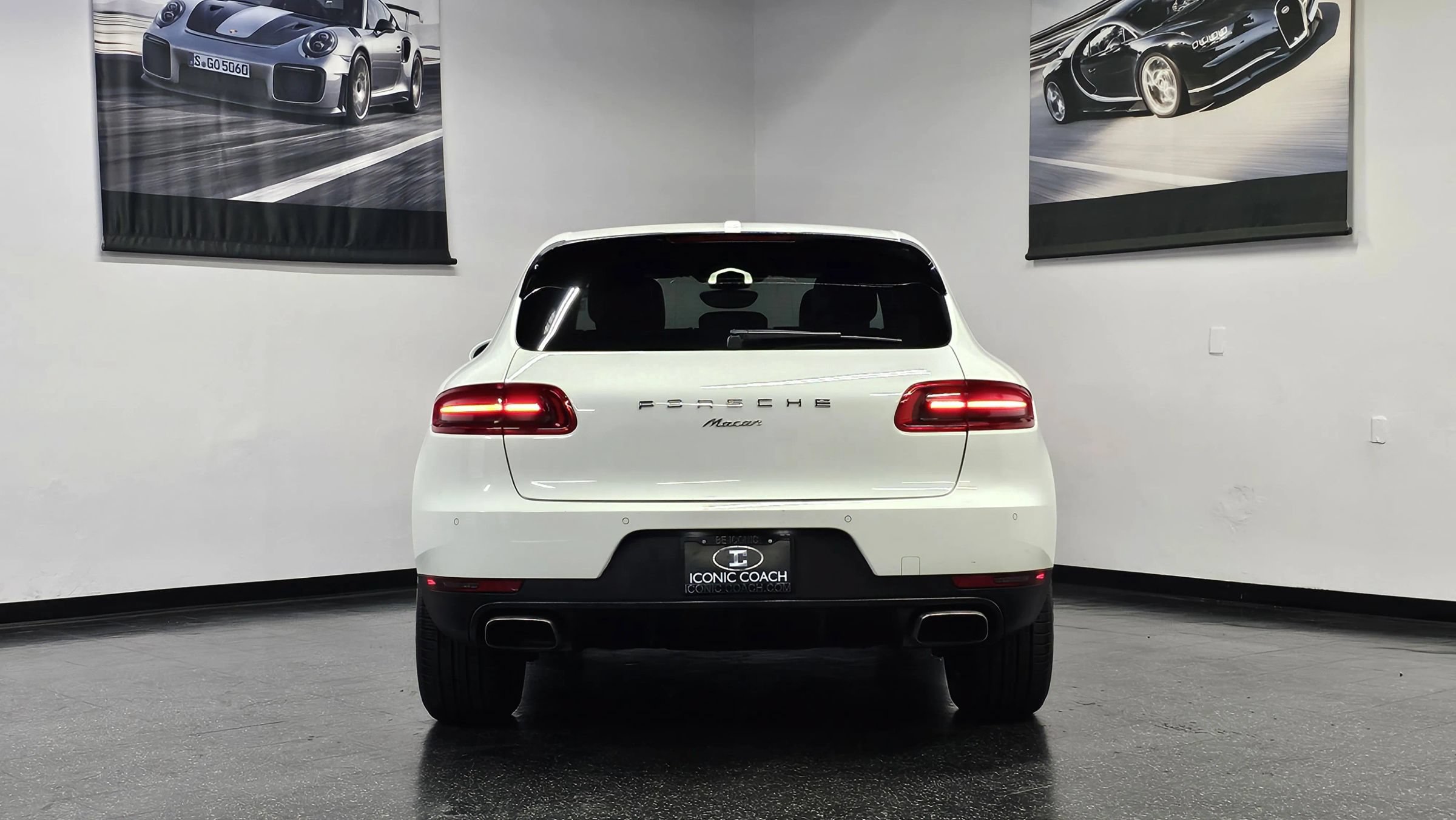 Used 2018 Porsche Macan Sport Edition AWD/4WD image 27