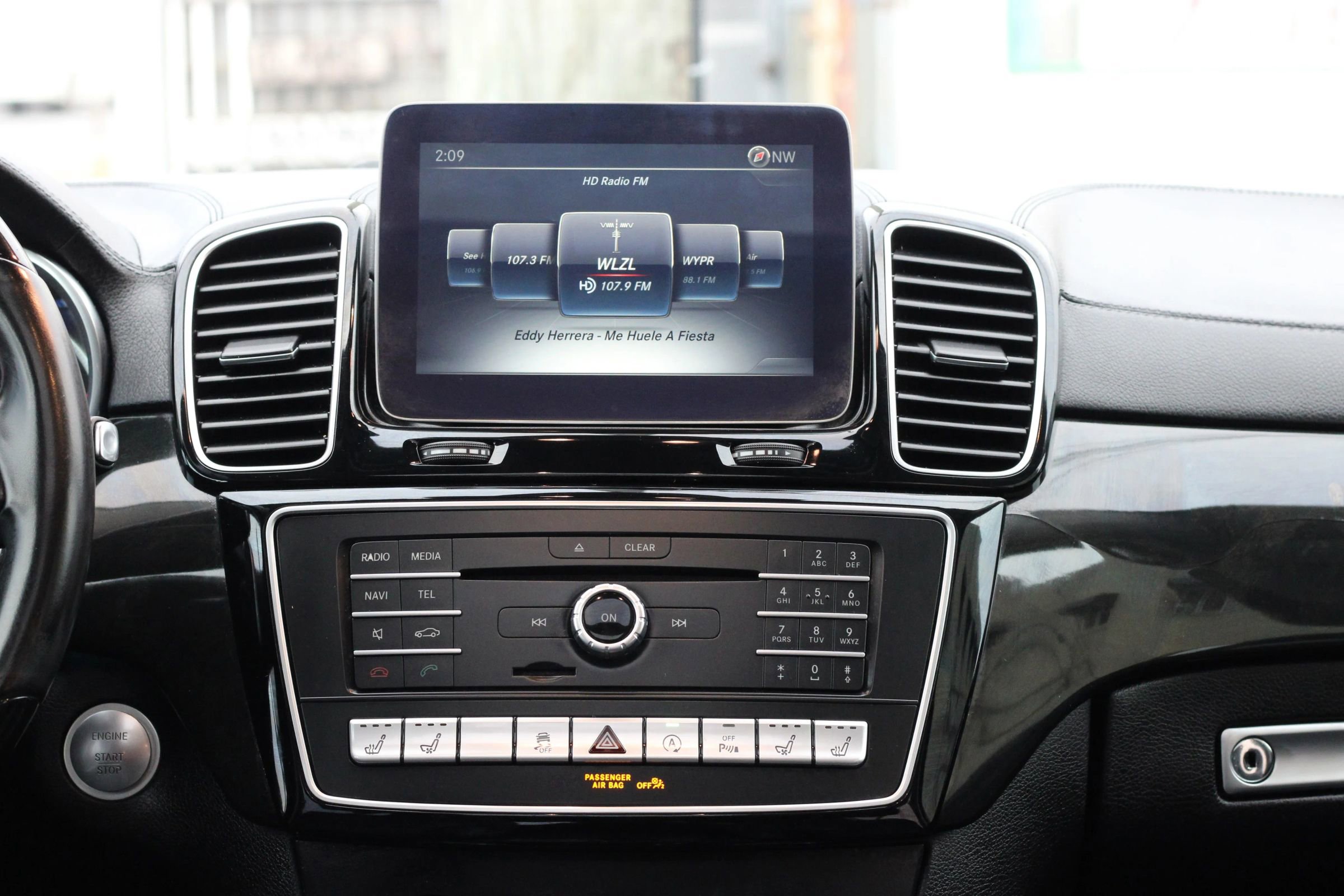 Used 2018 Mercedes-Benz GLS 550 4MATIC w/ Driver Assistance Package image 18