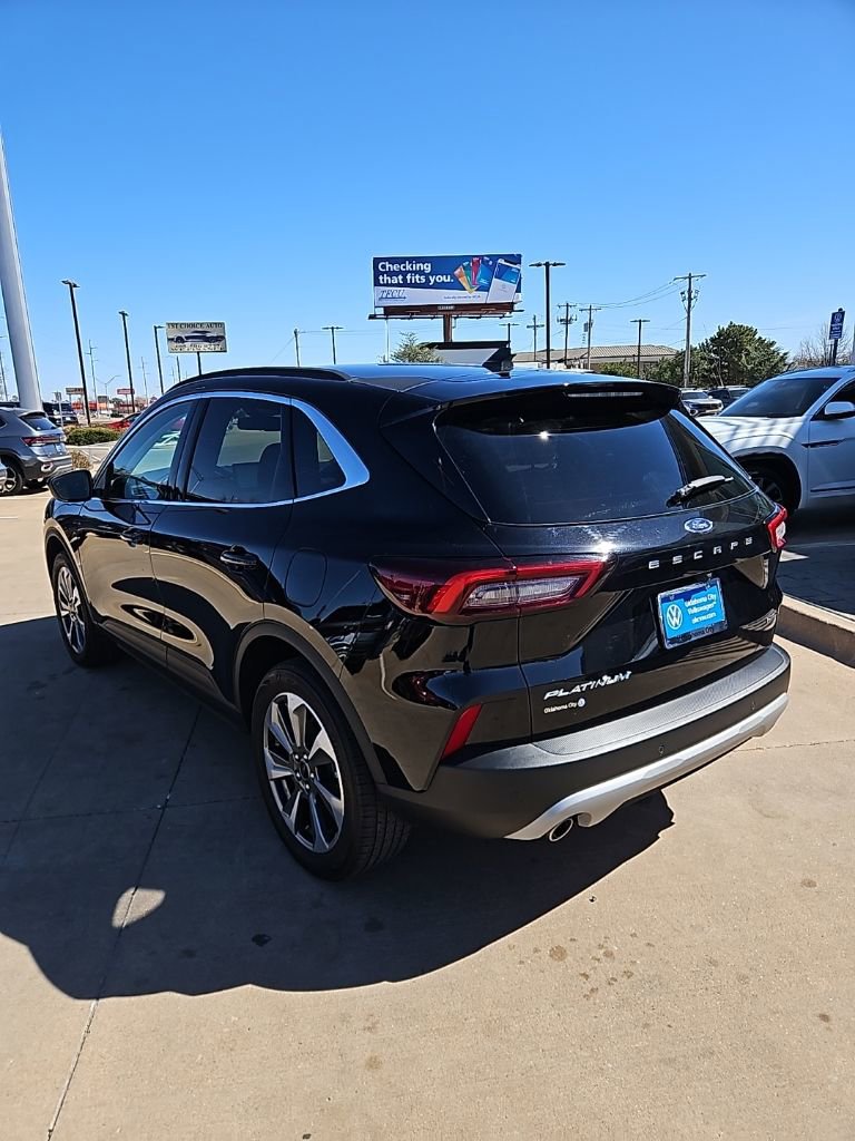 Used 2025 Ford Escape Platinum image 7