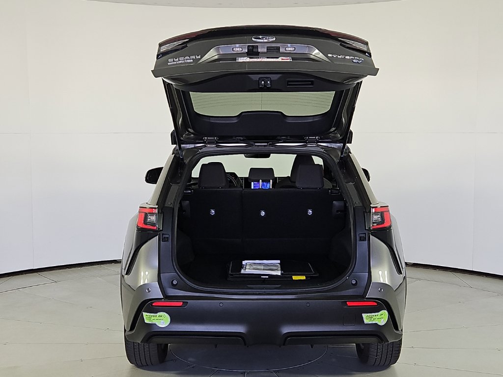 Certified 2023 Subaru Solterra AWD image 10