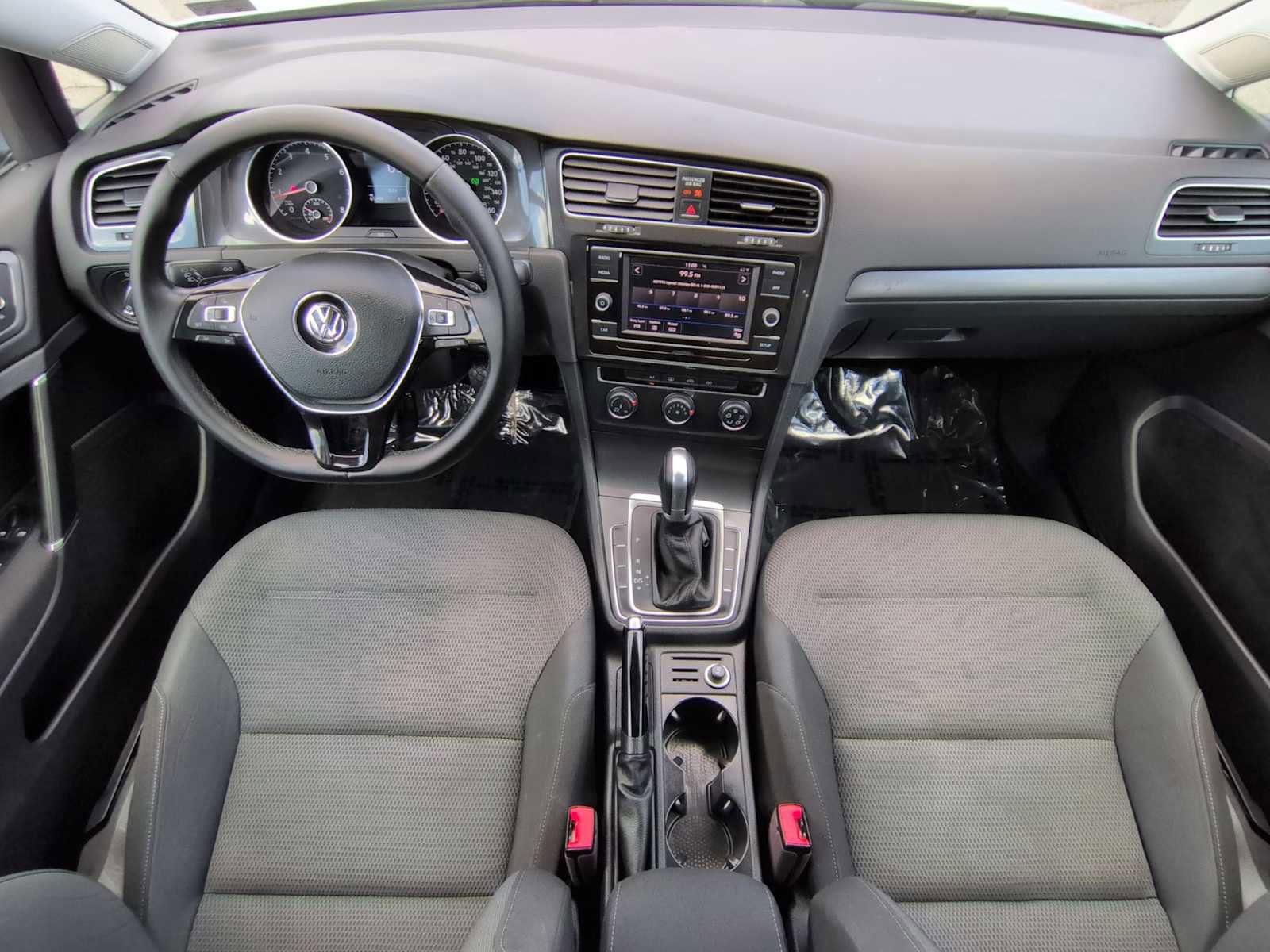 Used 2018 Volkswagen Golf S FWD image 16