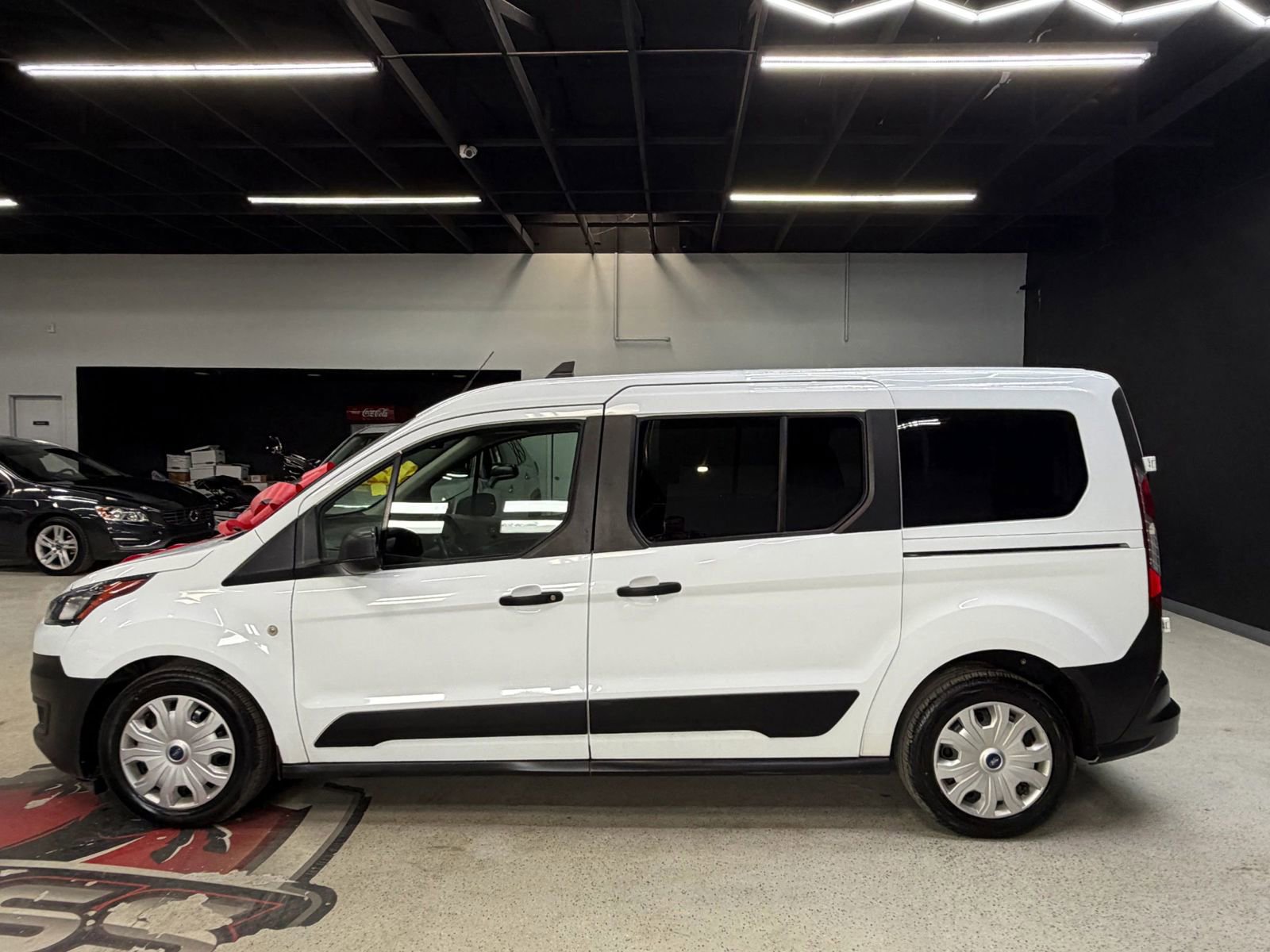 Used 2022 Ford Transit Connect XL image 14