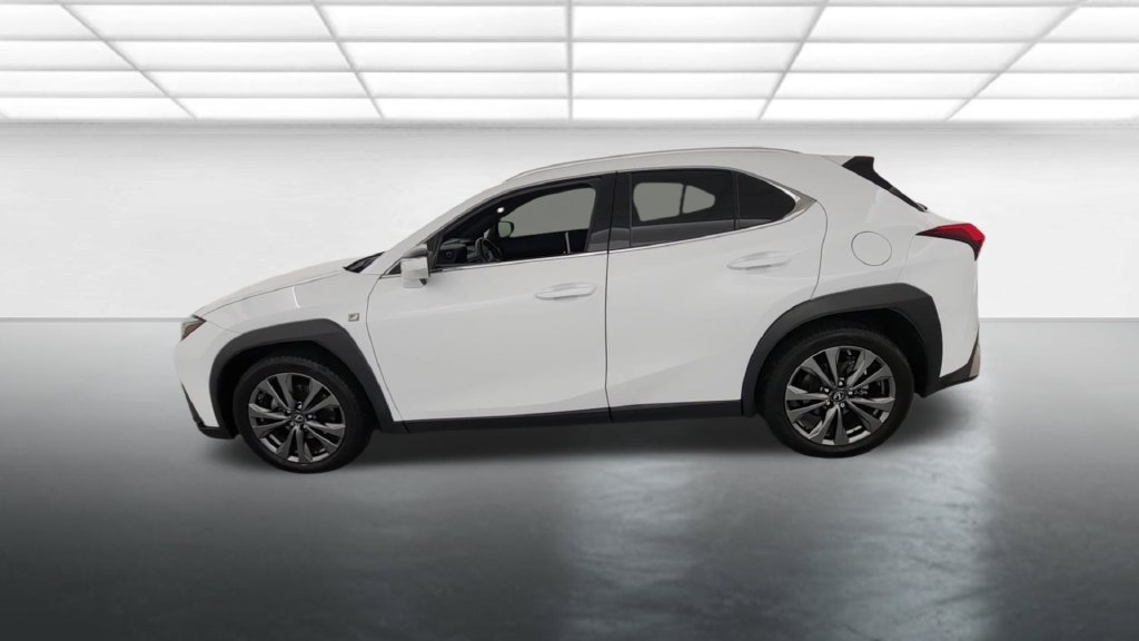 Used 2019 Lexus UX 200 F Sport w/ F Sport Premium Package FWD image 4