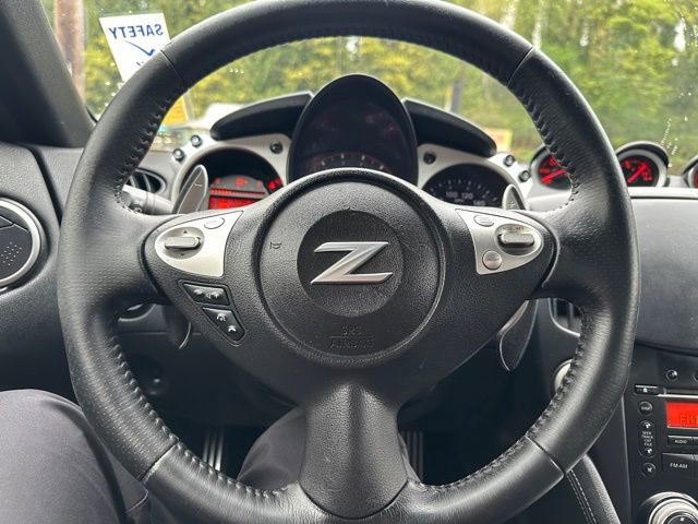 Used 2014 Nissan 370Z Touring RWD image 12