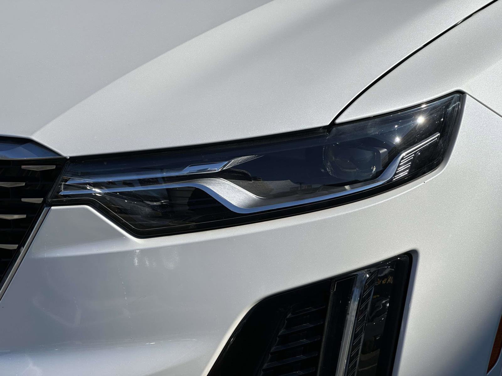 Used 2022 Cadillac XT6 Premium Luxury image 7