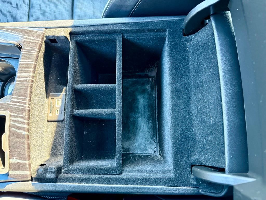 Used 2023 Cadillac Escalade ESV Sport image 44