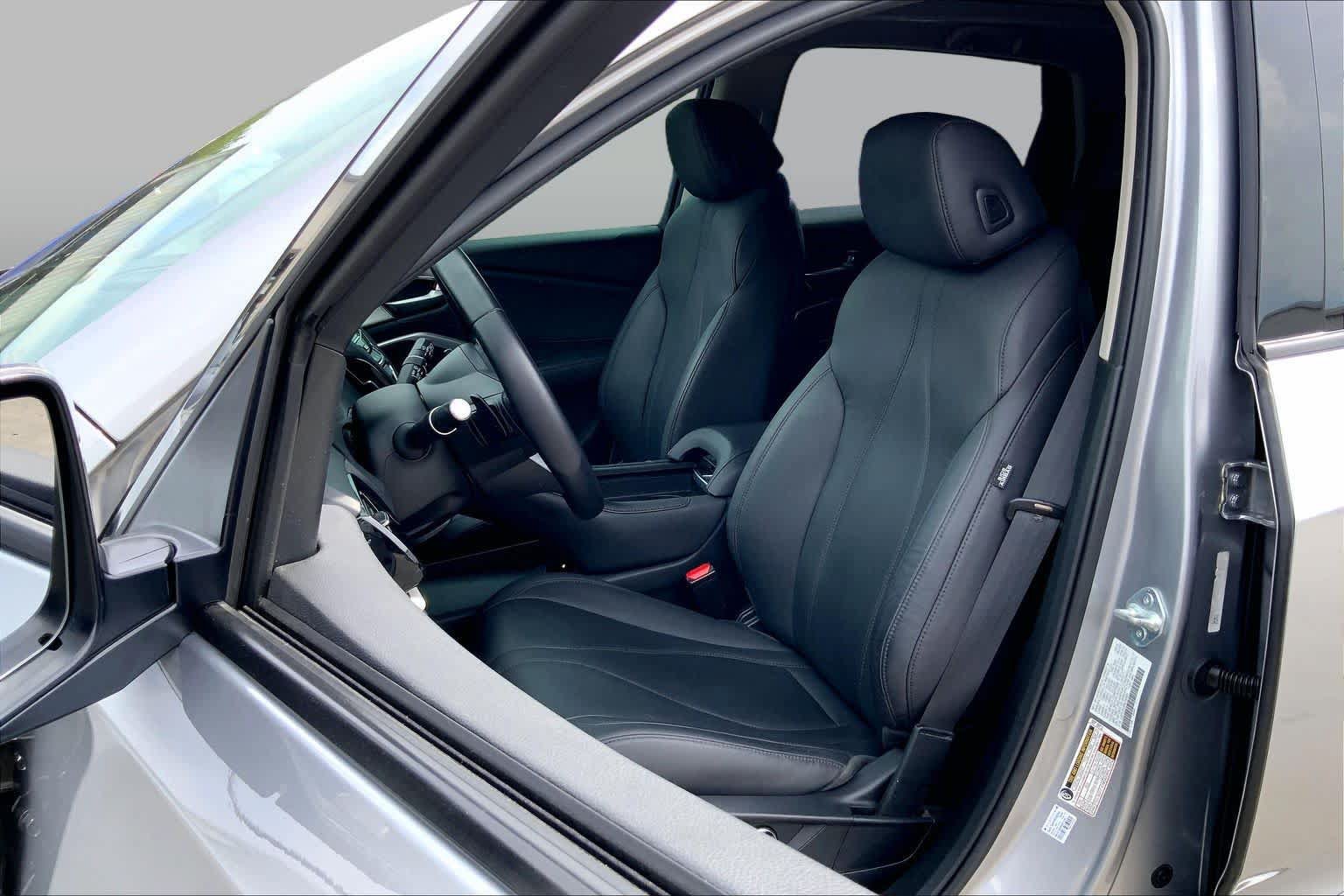 Used 2024 Acura RDX SH-AWD image 8