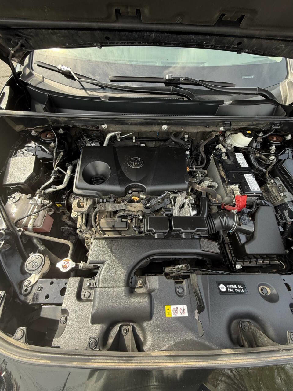 Used 2021 Toyota RAV4 XLE Premium image 20