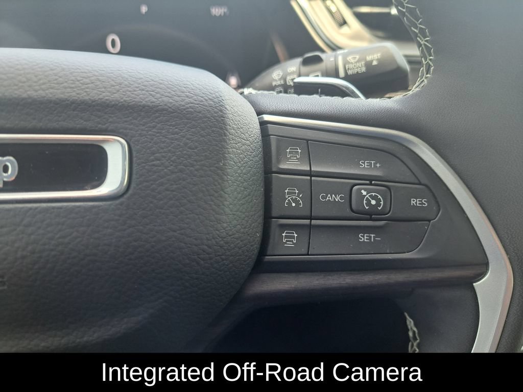 Certified 2023 Jeep Grand Cherokee L Limited w/ Luxury Tech Group II AWD/4WD image 24