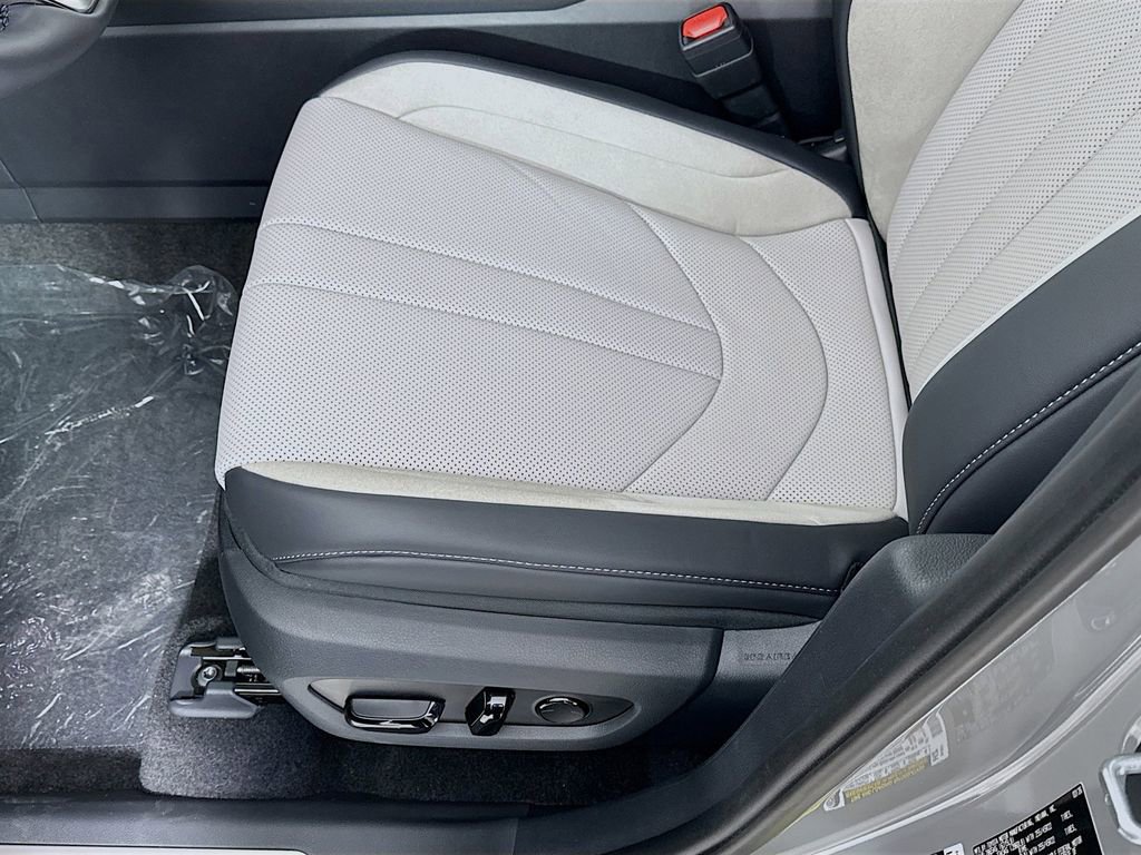 New 2026 Lexus TX 500h AWD image 21