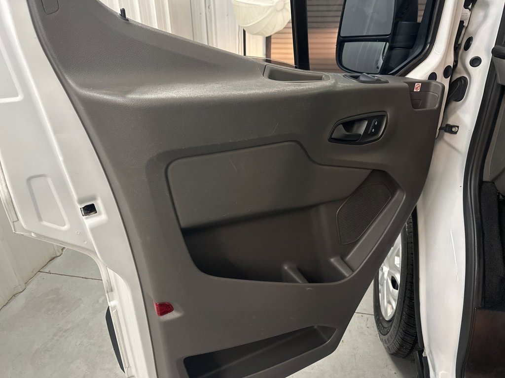 Used 2020 Ford Transit 350 XLT image 11
