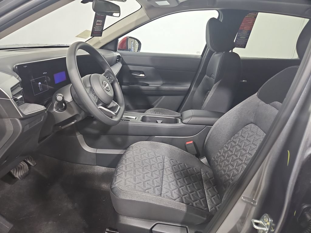 New 2026 Nissan Kicks SV w/ SV Premium Package AWD/4WD image 10