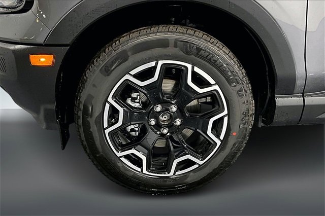 New 2025 Ford Bronco Sport Outer Banks image 12