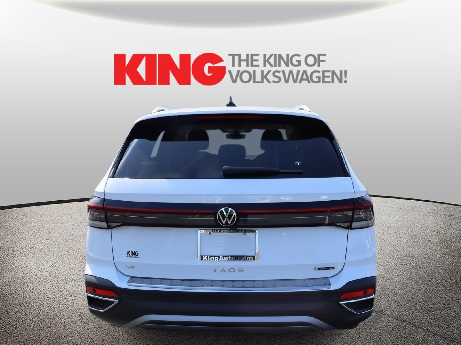 New 2026 Volkswagen Taos SE image 4