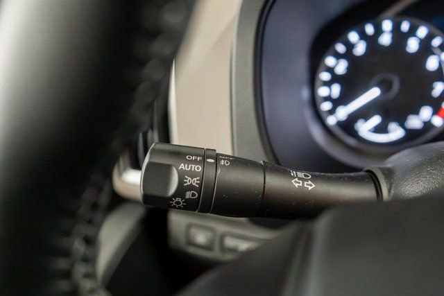 Certified 2025 Nissan Frontier SV w/ SV Convenience Package image 22