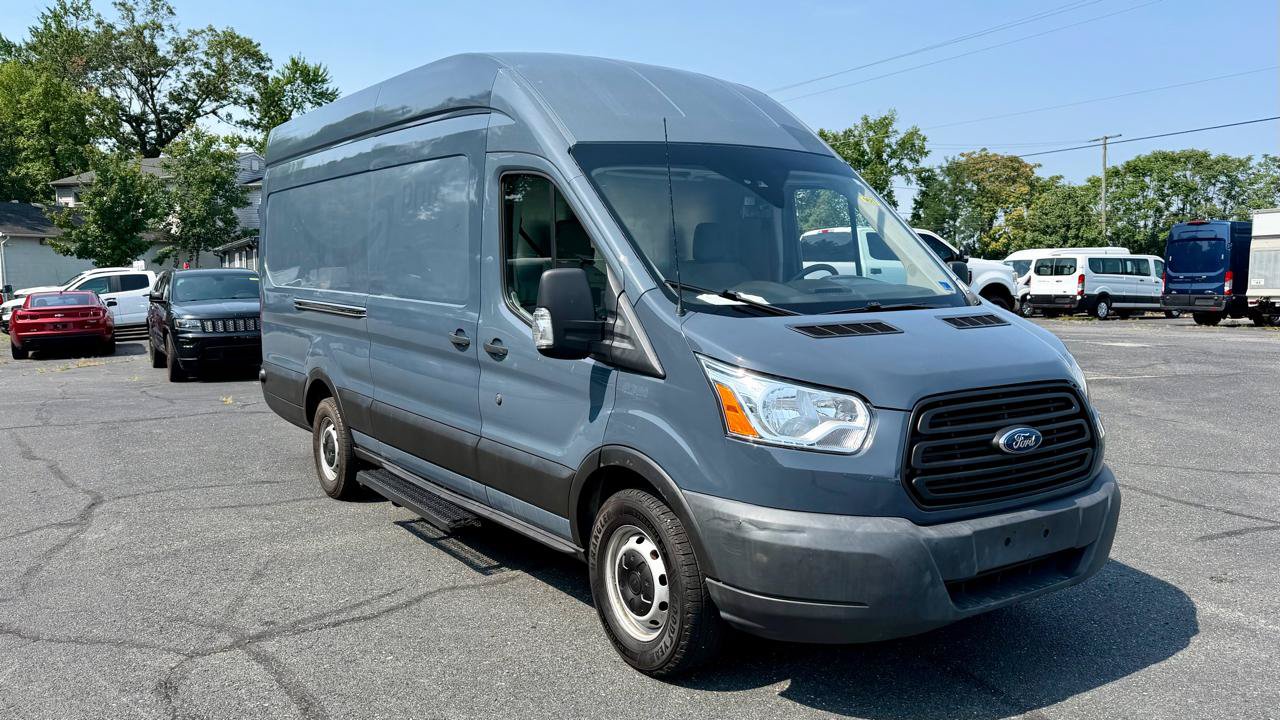 Used 2019 Ford Transit 250 148 High Roof Extended RWD image 4