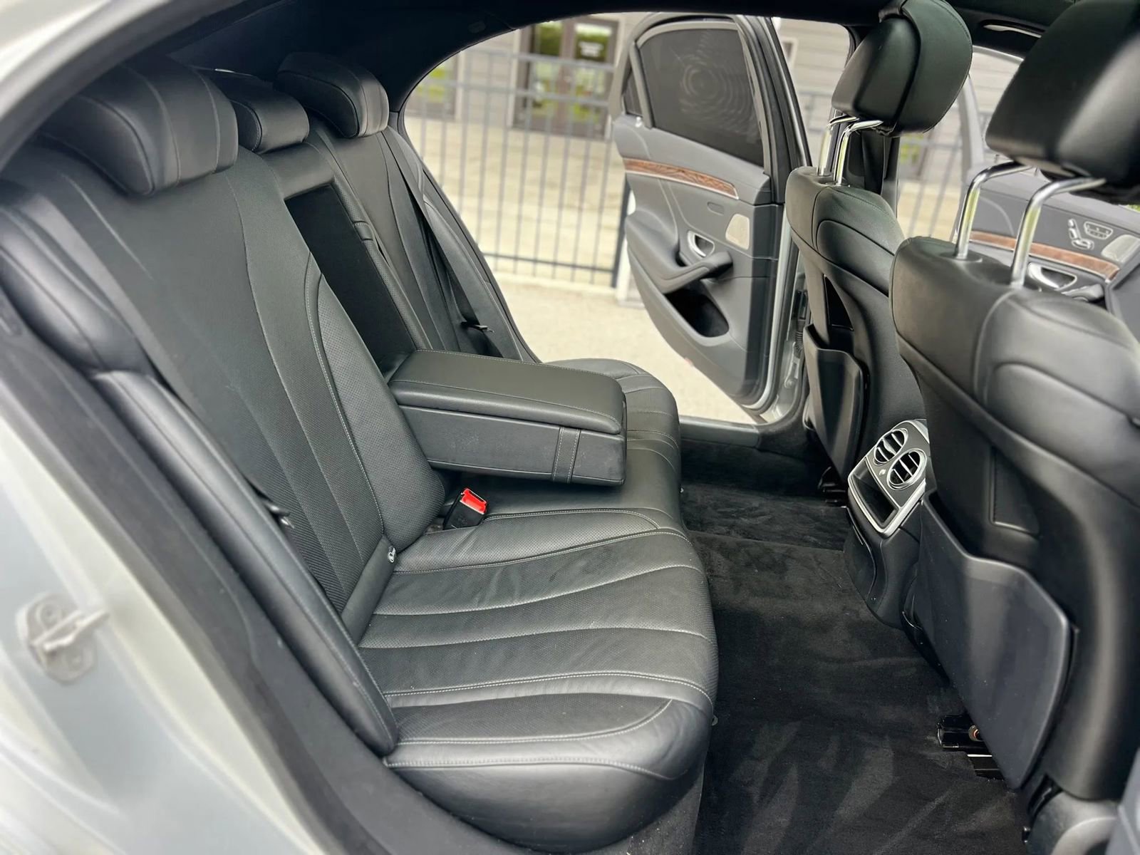 Used 2018 Mercedes-Benz S 450 Sedan image 10