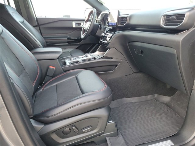 Used 2023 Ford Explorer ST-Line w/ Class IV Trailer Tow Package image 12