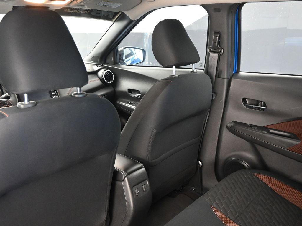 Used 2023 Nissan Kicks SR image 21