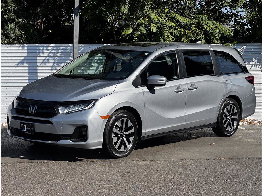 Used 2025 Honda Odyssey EX-L image 8