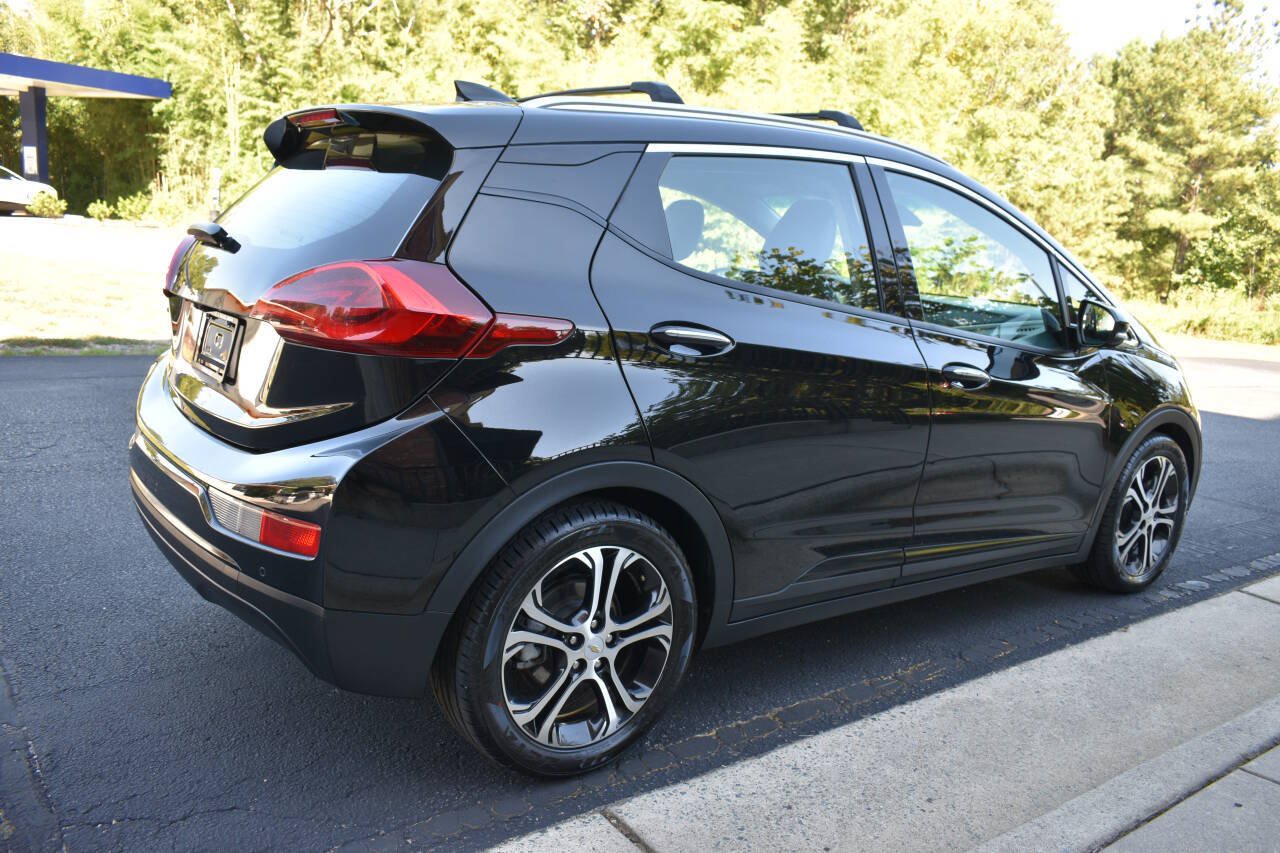 Used 2021 Chevrolet Bolt Premier w/ Infotainment Package FWD image 3