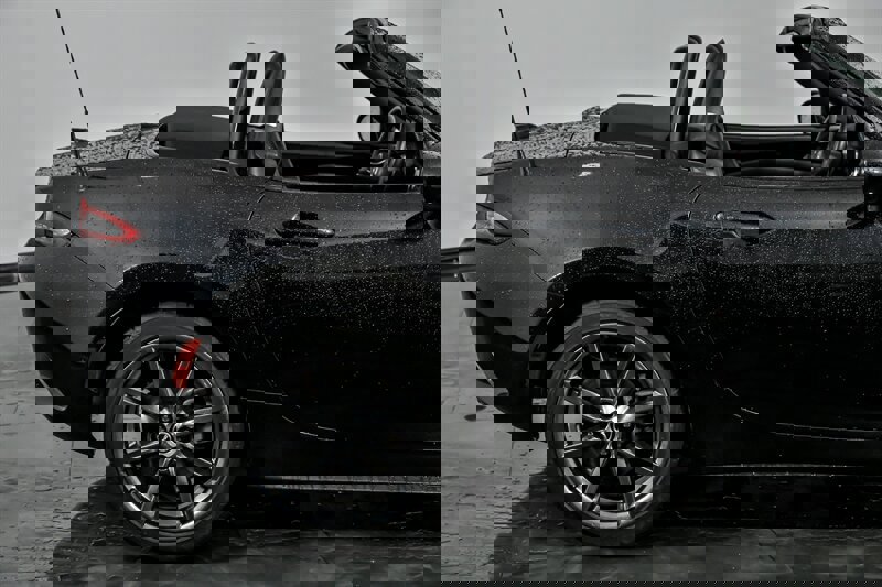 Used 2016 MAZDA MX-5 Miata Grand Touring image 11