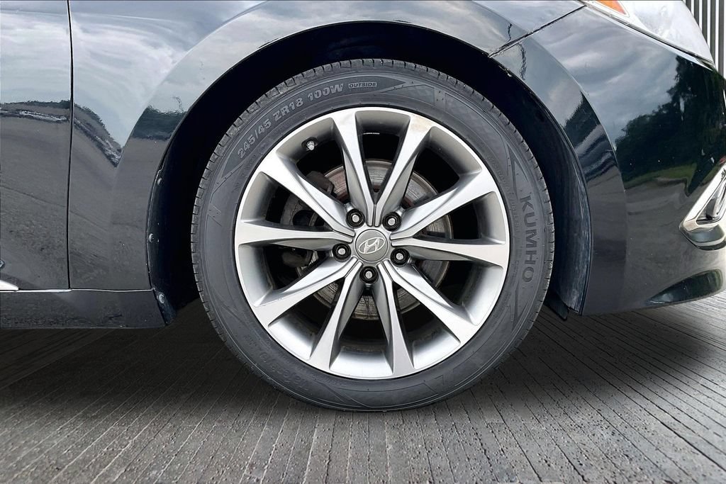 Used 2015 Hyundai Azera FWD image 9